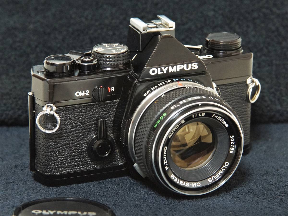 50mm OLYMPUS + Near (革ケース付) F1.4 OLYMPUS OM2 F.ZUIKO 50mmF1.8標準