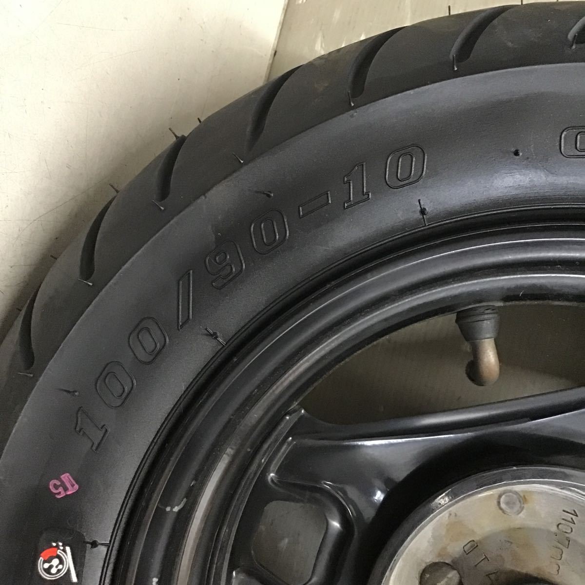 新品タイヤ付き アドレス V125/125G CF46A 新品リアホイール スズキ アドレス V125G CF46A 純正 リアホイール リア ホイール タイヤ