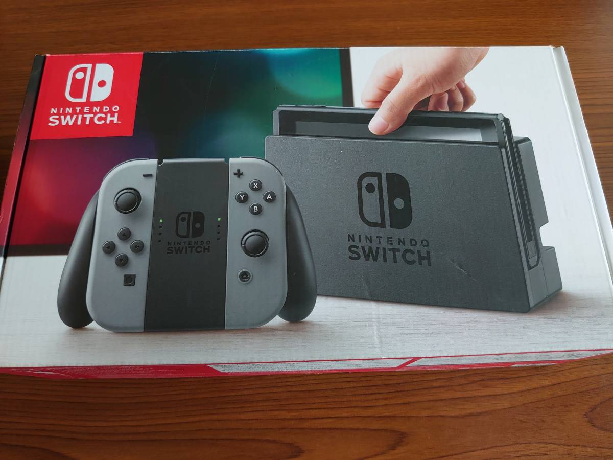 Nintendo Switch グレー　初期型 Nintendo Switch(ニンテンドースイッチ) 初期型 Joy-Con：グレー