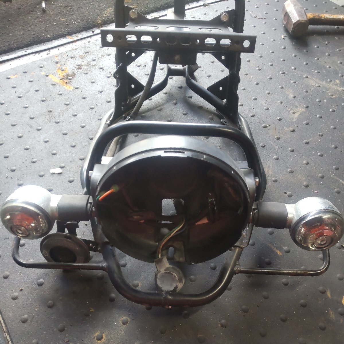 ホンダ スーパーカブ110プロ フロントキャリア ライトケース