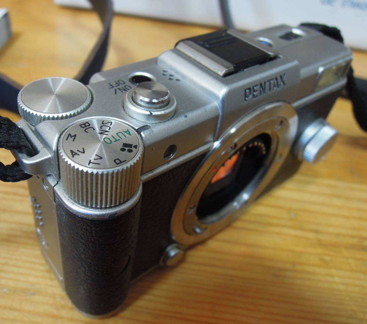 PENTAX Q リミテッドシルバー ミラーレス一眼カメラ 標準レンズ付き
