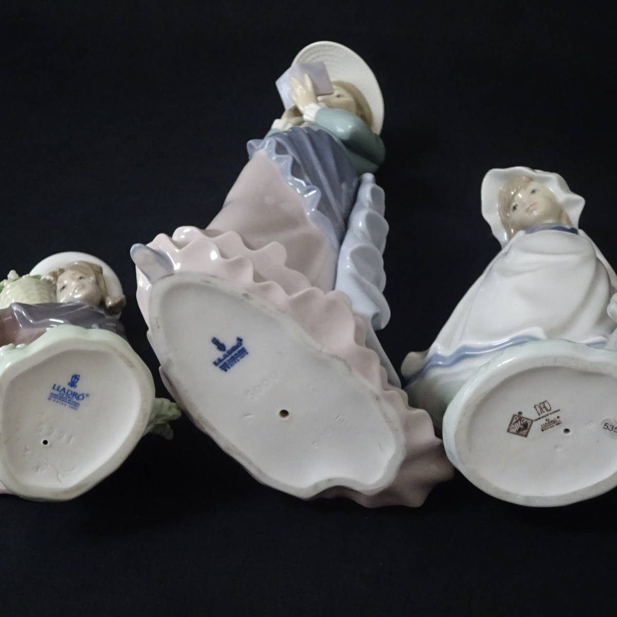 横浜/2033469】LLADRO リヤドロ/NAO ナオ 5000/読書する貴婦人 5221