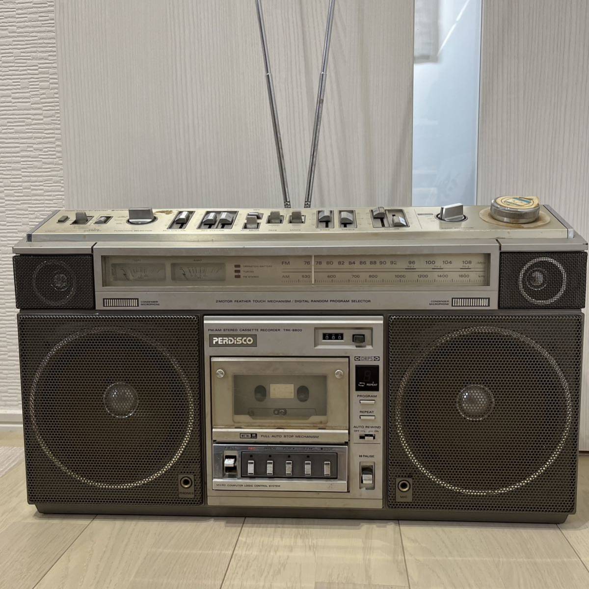 ジャンク品）HITACHI 日立 TRK-8800ラジカセ 昭和レトロ HITACHI TRK