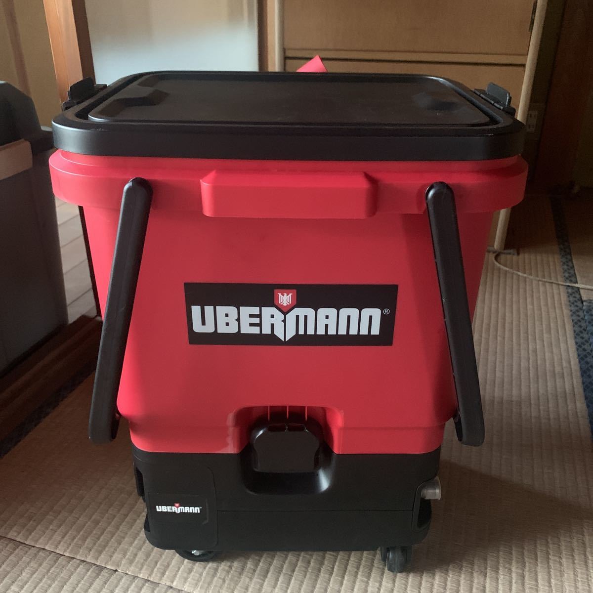 コメリブランド、UBERMANN.ウーバマン、充電式高圧洗浄機(高圧洗浄機