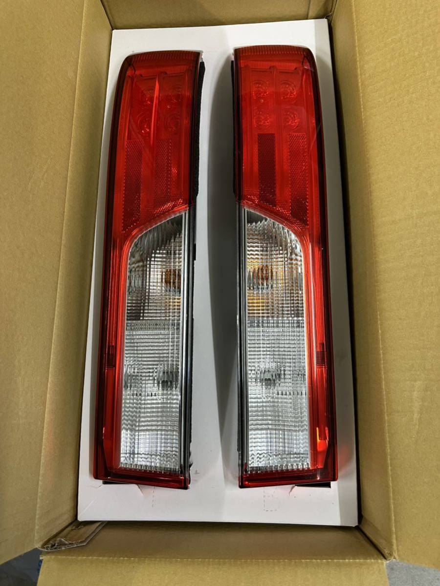 品質保証，限定SALE 新車外しDA17W エブリィワゴン 左右テールランプセット LEDテールランプ ICHIKOH スズキ 純正 配線付き 割れ無し 綺麗(テールライト)｜売買されたオークション情報、yahooの商品情報をアーカイブ スズキ用