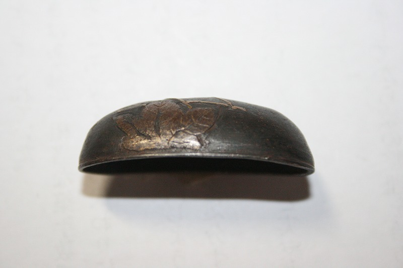 鉄地 鍔 金象嵌 時代物 武具　時代物　刀 時代物本歌名品 ・紅葉図金象嵌入り鉄地鐺！ 堅牢、風雅！ 鍔 刀