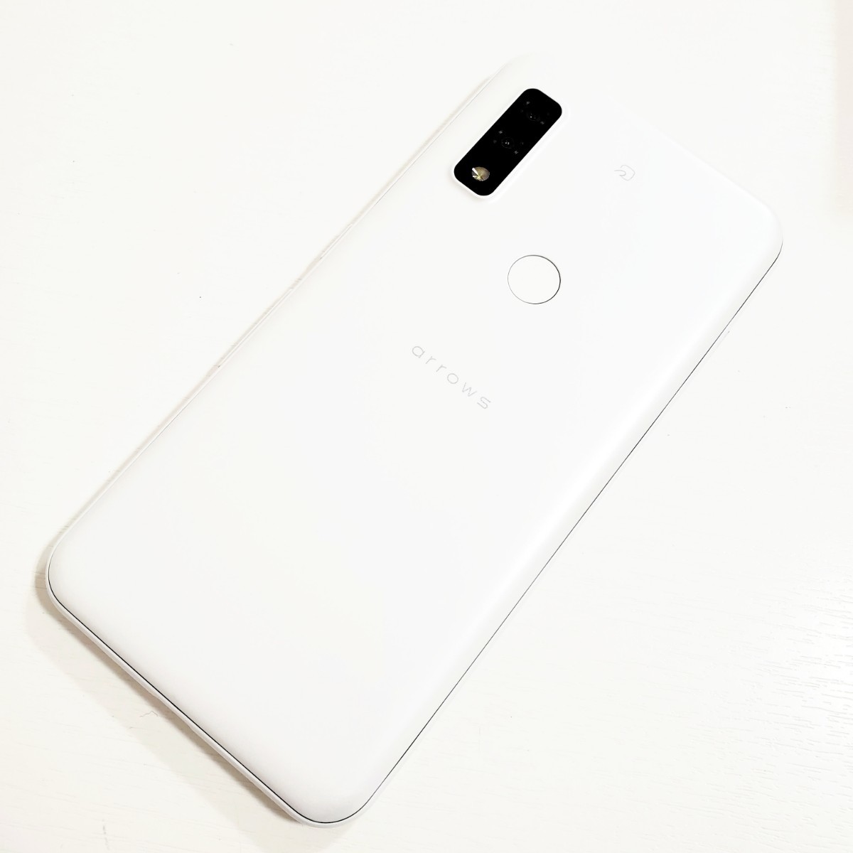 □【美品】UQmobile arrows We FCG01□ホワイト/利用制限◯/Android 