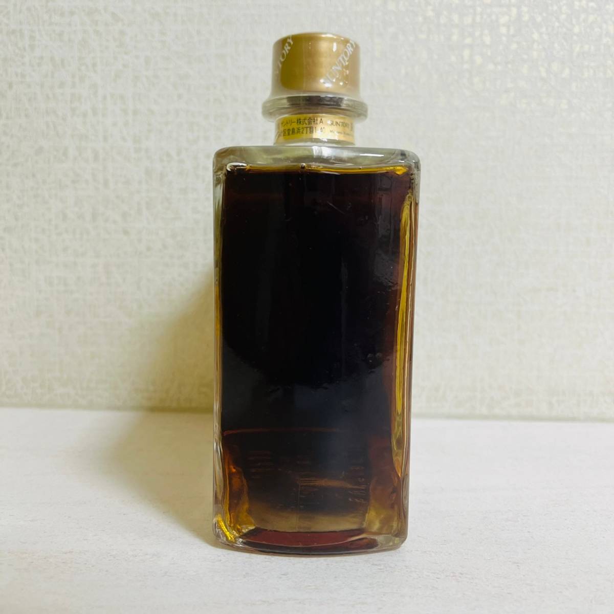 IK-23694】 SUNTORY ローヤル 花の万博記念ボトル 600ml 43％ 未開栓 