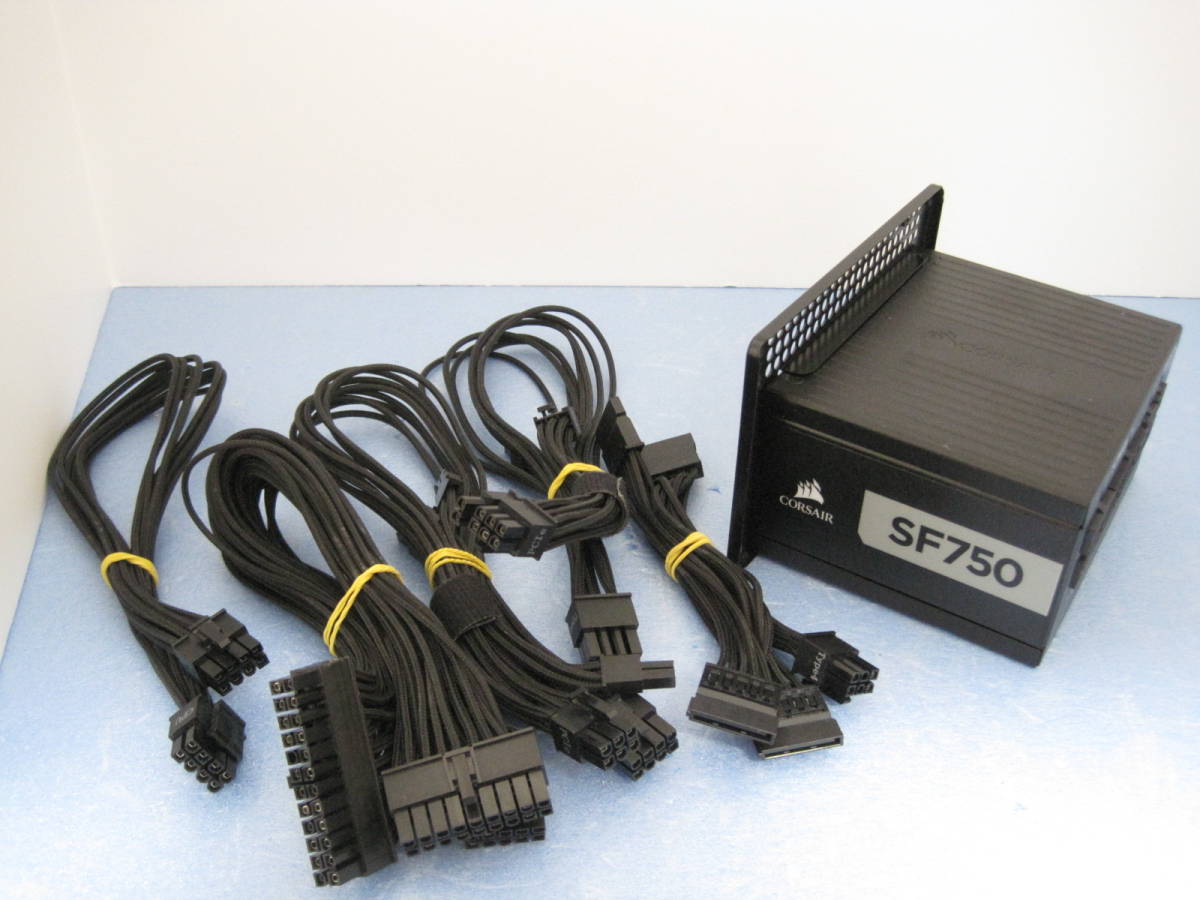 Corsair SF750 750W PC電源ユニット PCパーツ CORSAIR SF750 電源