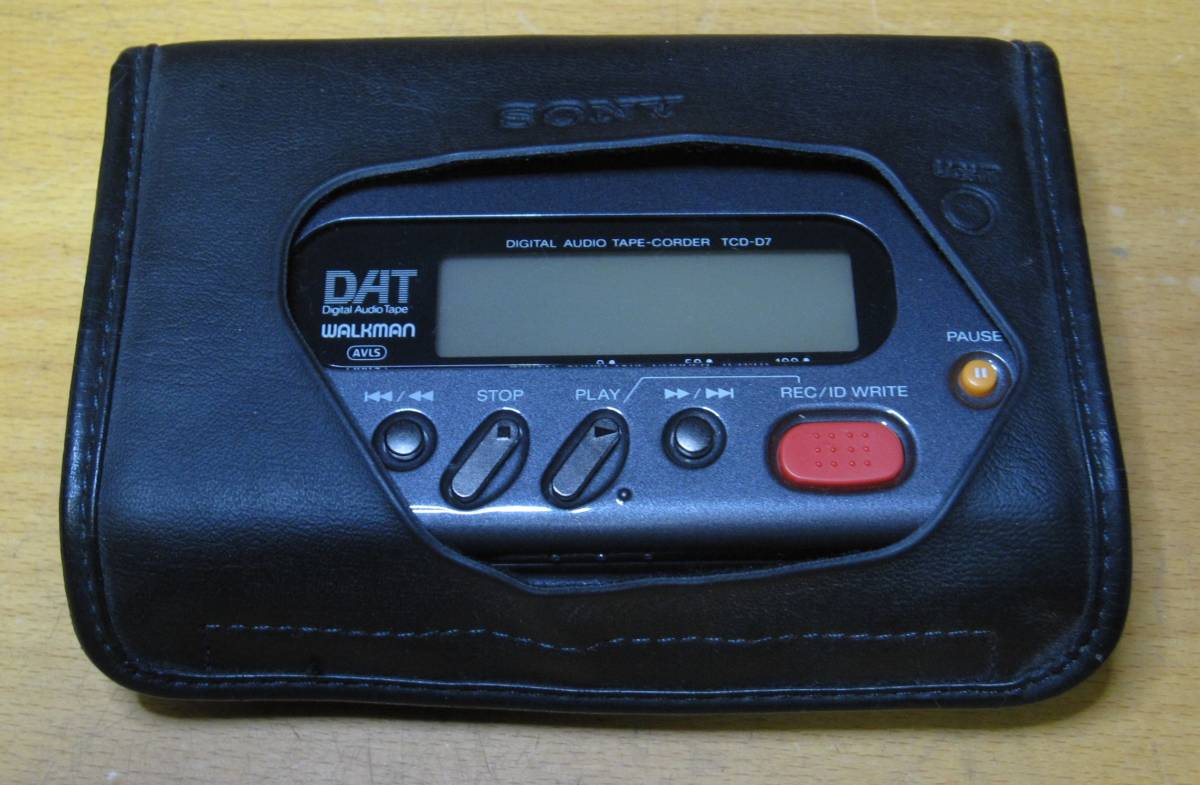 ソニー、DATウォークマン TCD-D7 ソニー SONY ポータブルDAT TCD-D7