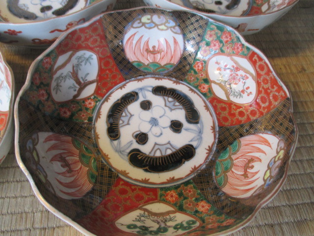 和》 伊万里焼 色絵金彩なます皿5客 大ぶり 輪花縁 松竹梅