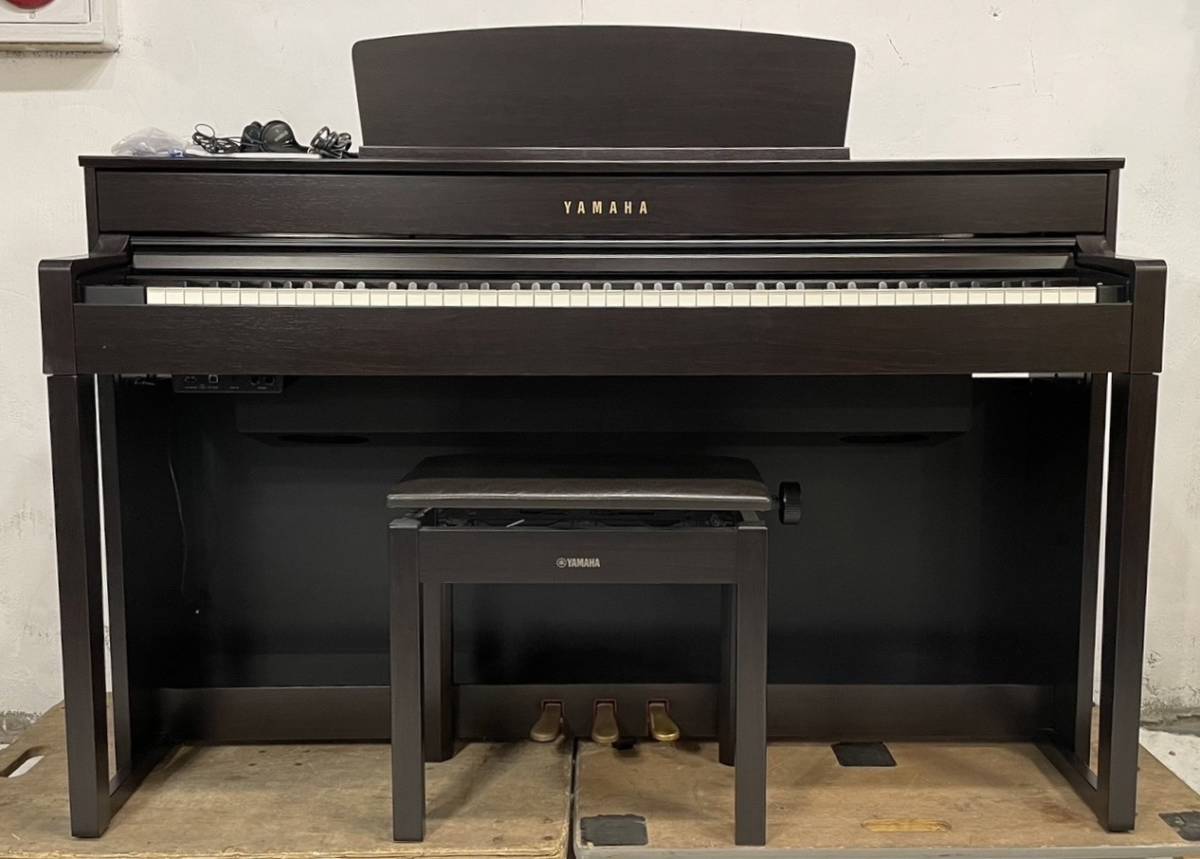 YAMAHA CLP-575R 4月20日まで 引取限定】 YAMAHA ヤマハ CLP-575R Clavinova 電子ピアノ 音出し確認