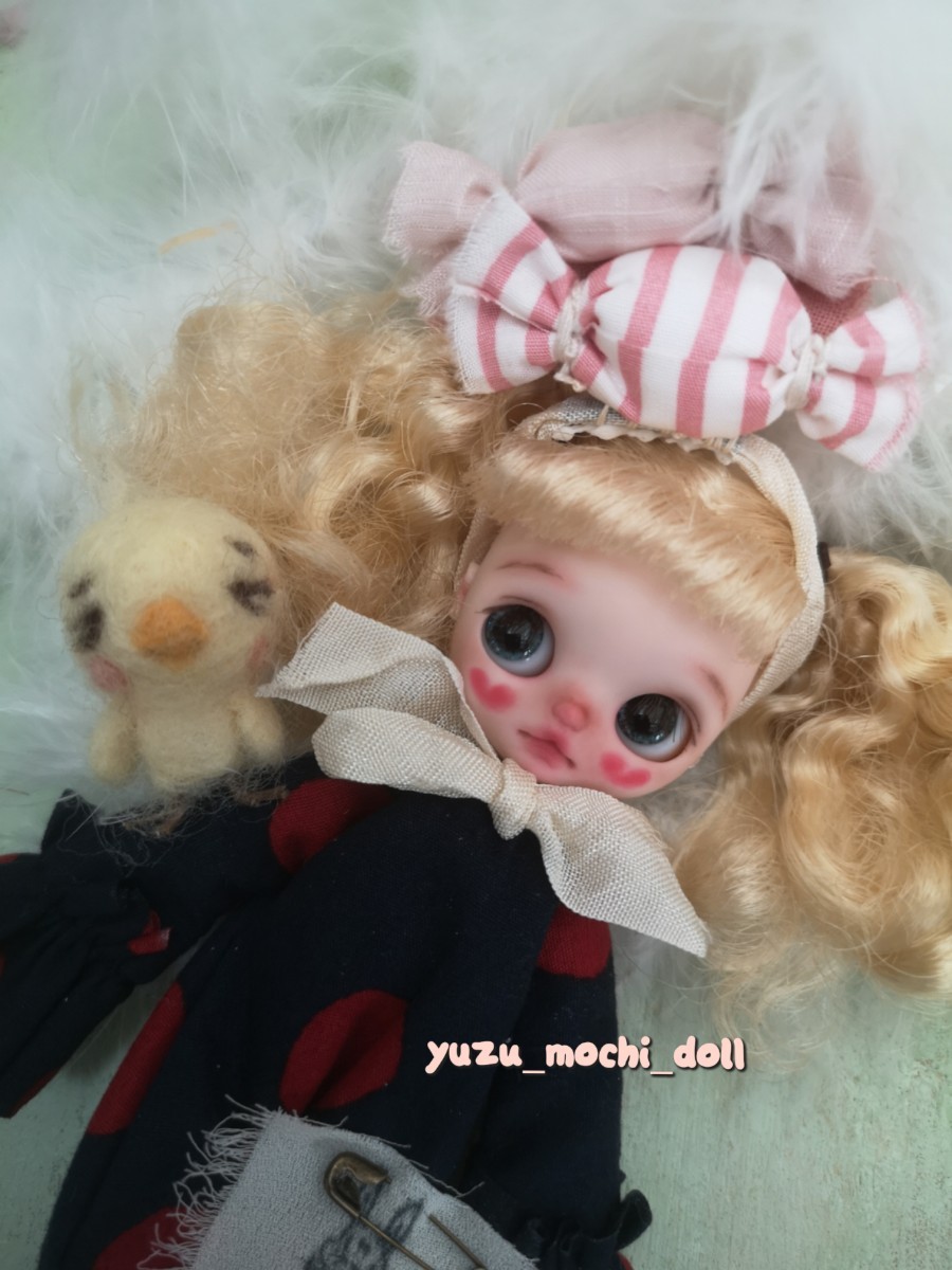  yuzu_mochi_doll プチブライスカスタム きょろキット使用 注 ムーブ固め デフォルトボディ(カスタムブライス)｜売買されたオークション情報、yahooの商品情報をアーカイブ公開 - オークファン 本体