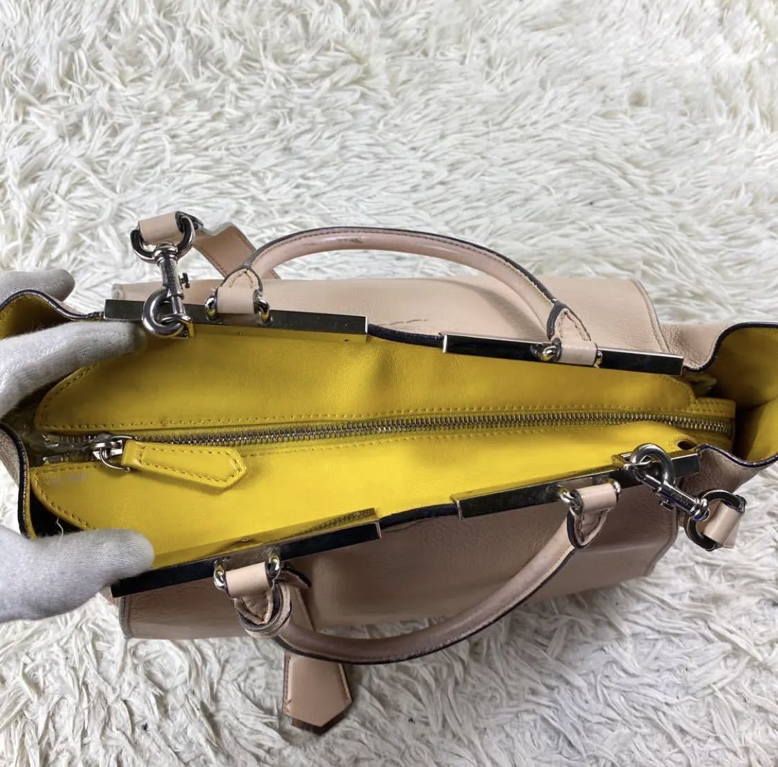 美品】フェンディ トロワジュール トートバッグ 2way レザー 美品】フェンディ トロワジュール トートバッグ 2way レザー