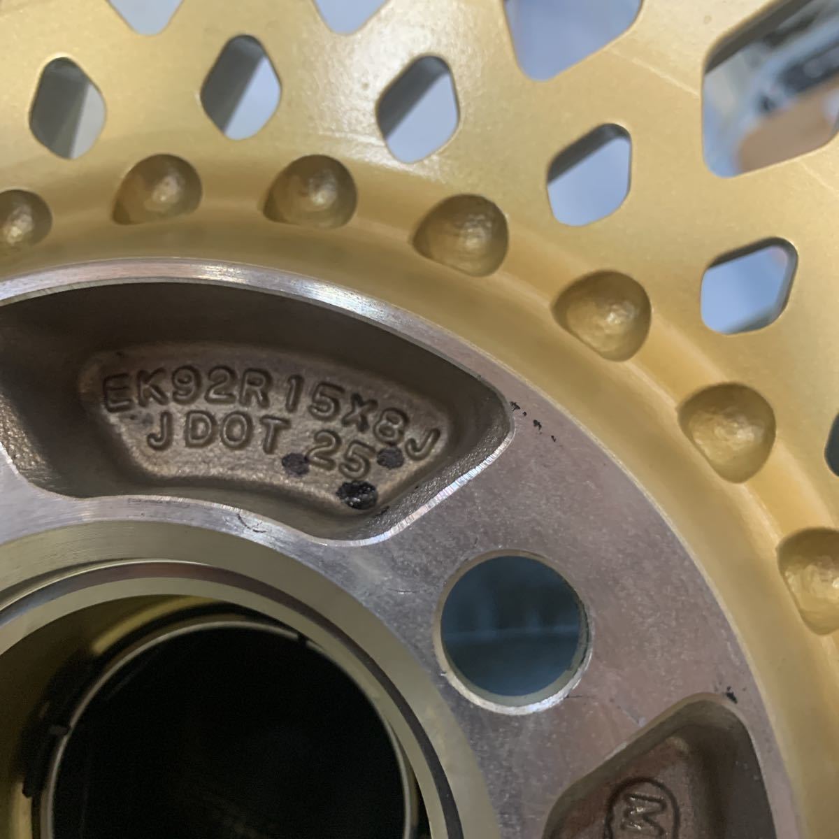 超美品 エンケイ メッシュ ネオクラシック 走行300m ENKEI92 8J ＋25 