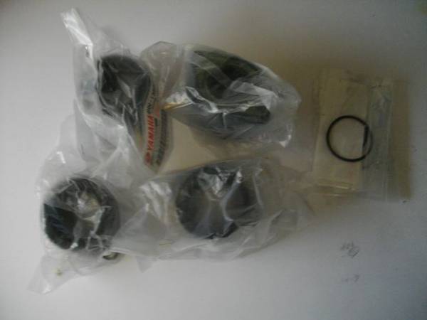 ☆ XJR400 XJR400SXJR400R 純正キャブインシュレータージョイント