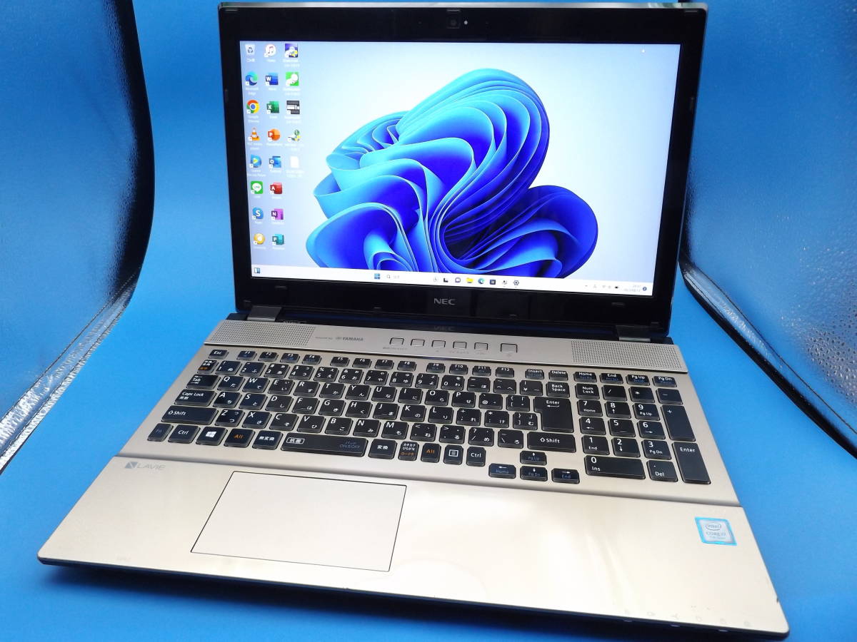 Core i7 core i7✨16GB✨SSD1TB✨ノートパソコン フルHDで広々！第