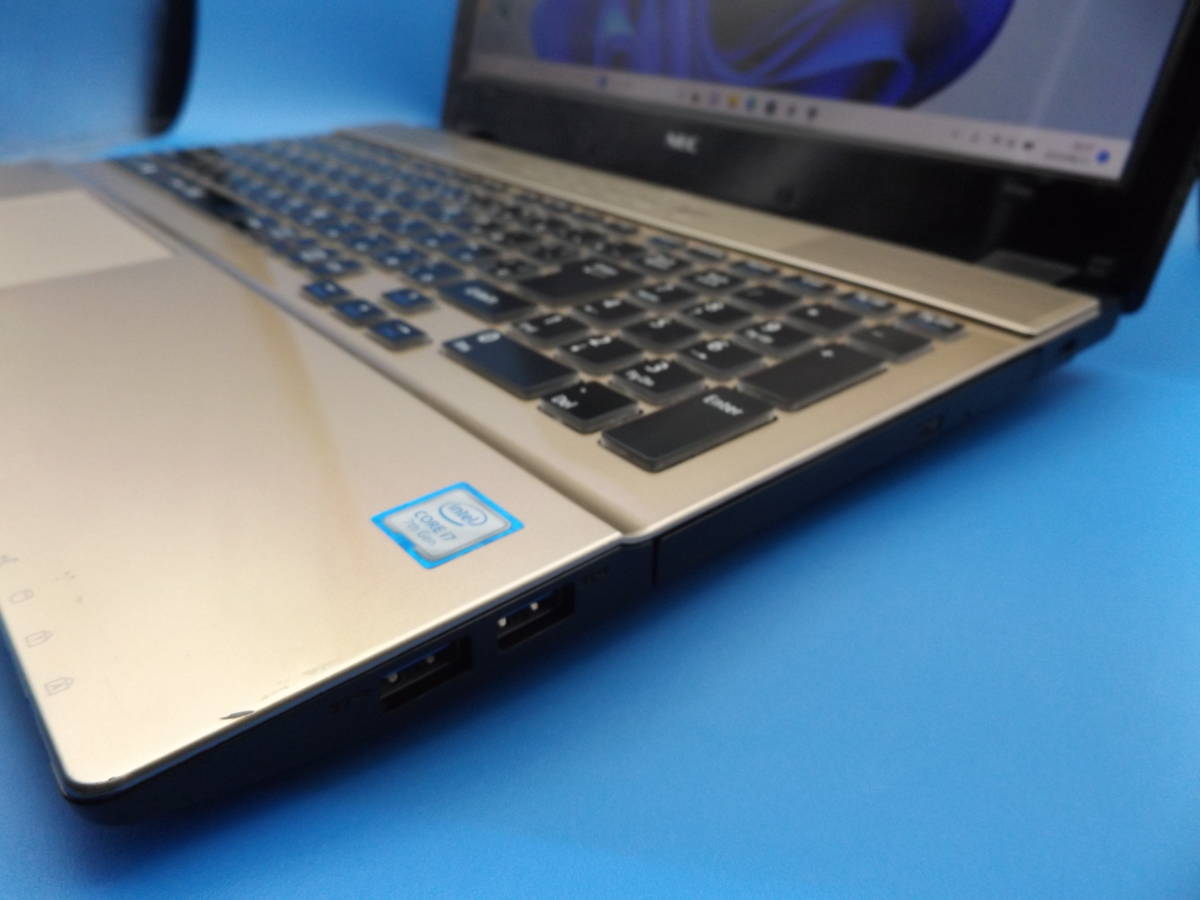 Core i7 core i7✨16GB✨SSD1TB✨ノートパソコン フルHDで広々！第