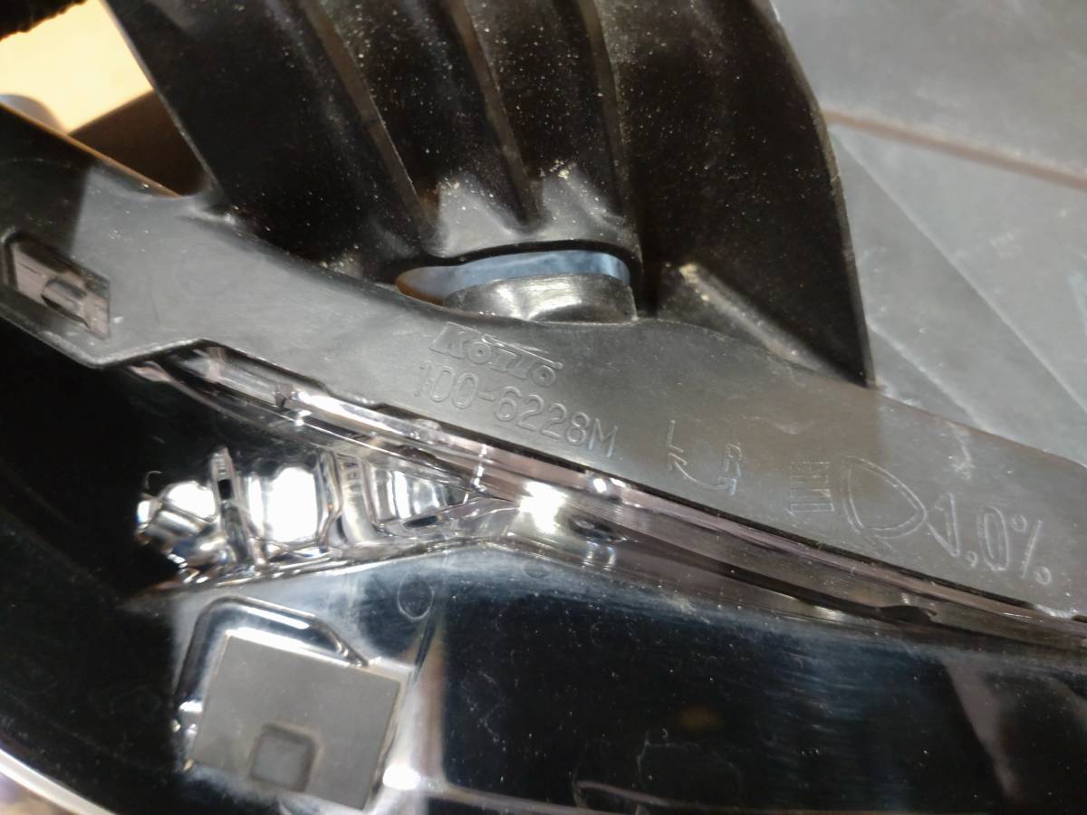ホンダ N-VAN JJ1 JJ2 右ヘッドライト LED KOITO コイト 100-6228M 打