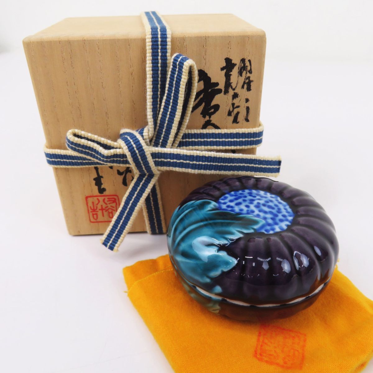 【人気セール，格安】 外R7387 保管品 柳雨軒 三代 徳田八十吉 香合 共箱 共布つき 茶道具/仏具/稀少品/九谷/とくだやそきち/こうごう/3代(香炉、香合)｜売買されたオークション情報、yahooの商品情報をアーカイブ公 九谷