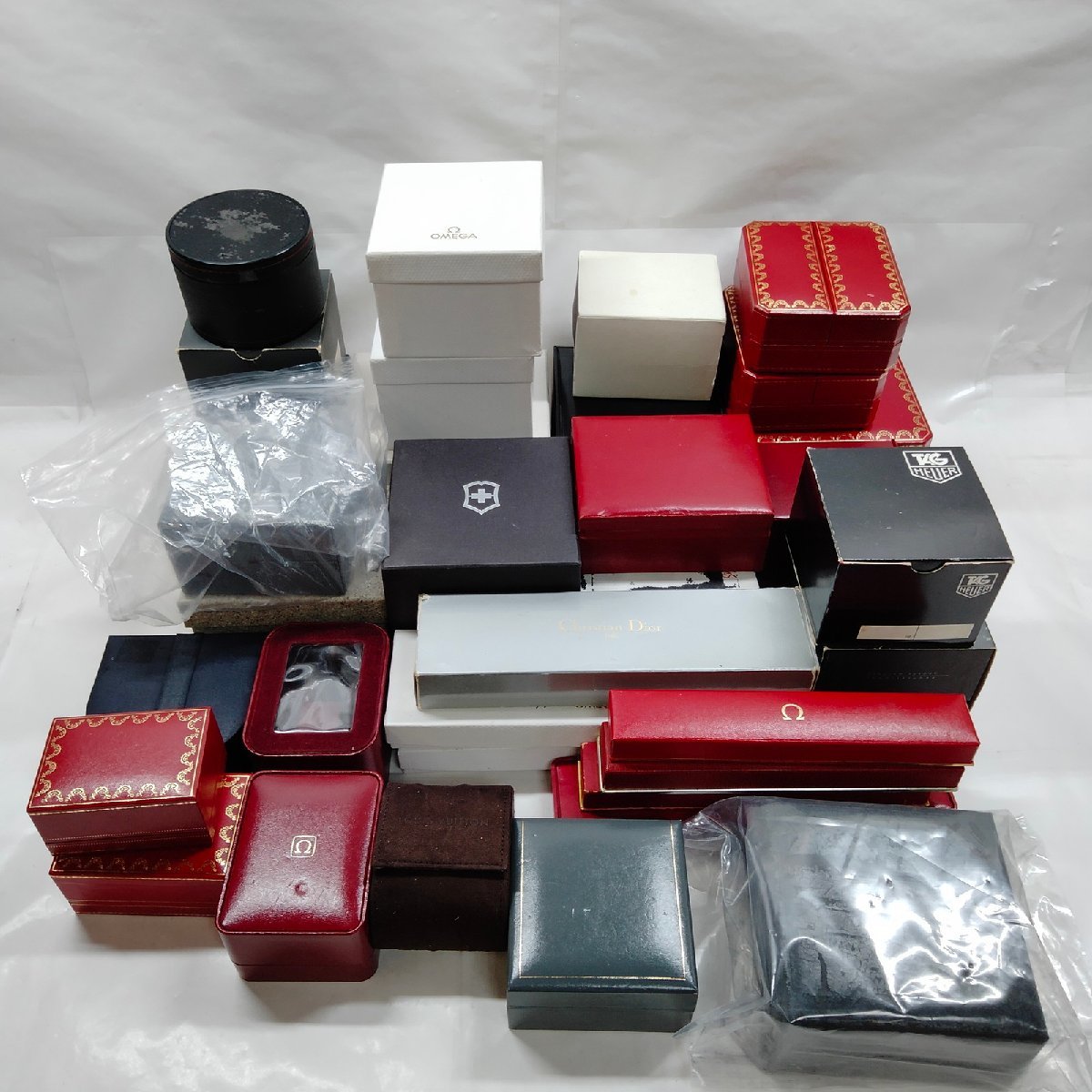 美品Cartierカルティエ I腕時計 空箱 化粧箱 ボックス 1円 Cartier must de