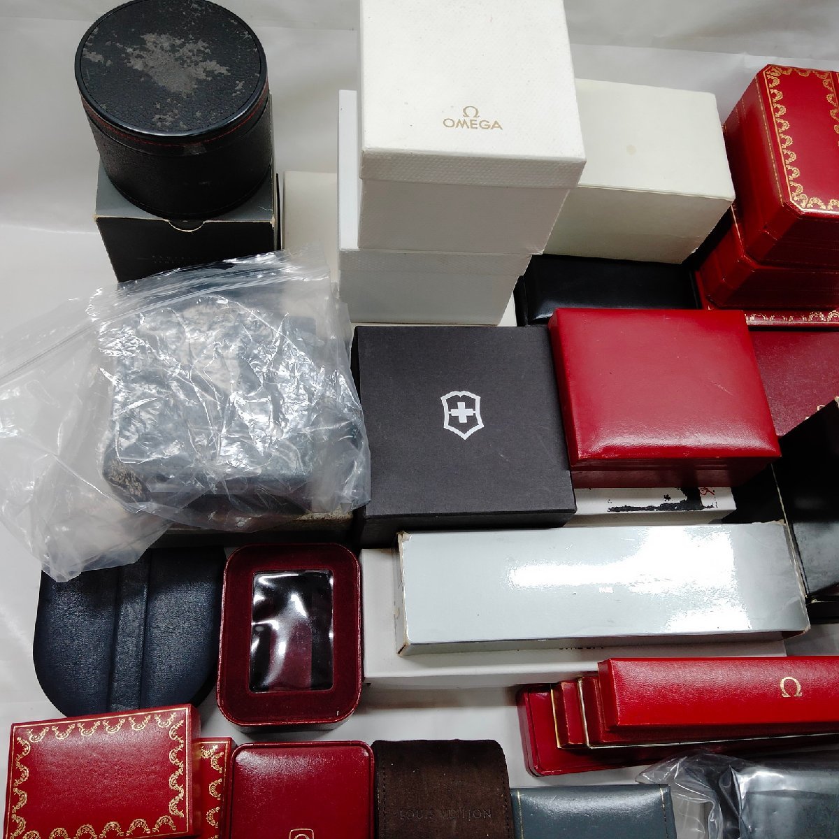 美品Cartierカルティエ I腕時計 空箱 化粧箱 ボックス 1円 Cartier must de