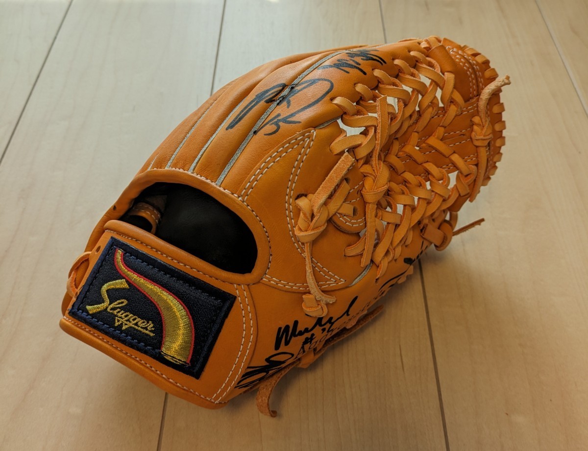 スラッガー 久保田 少年野球？ 軟式？ グローブ KSG-J4 旧ラベル