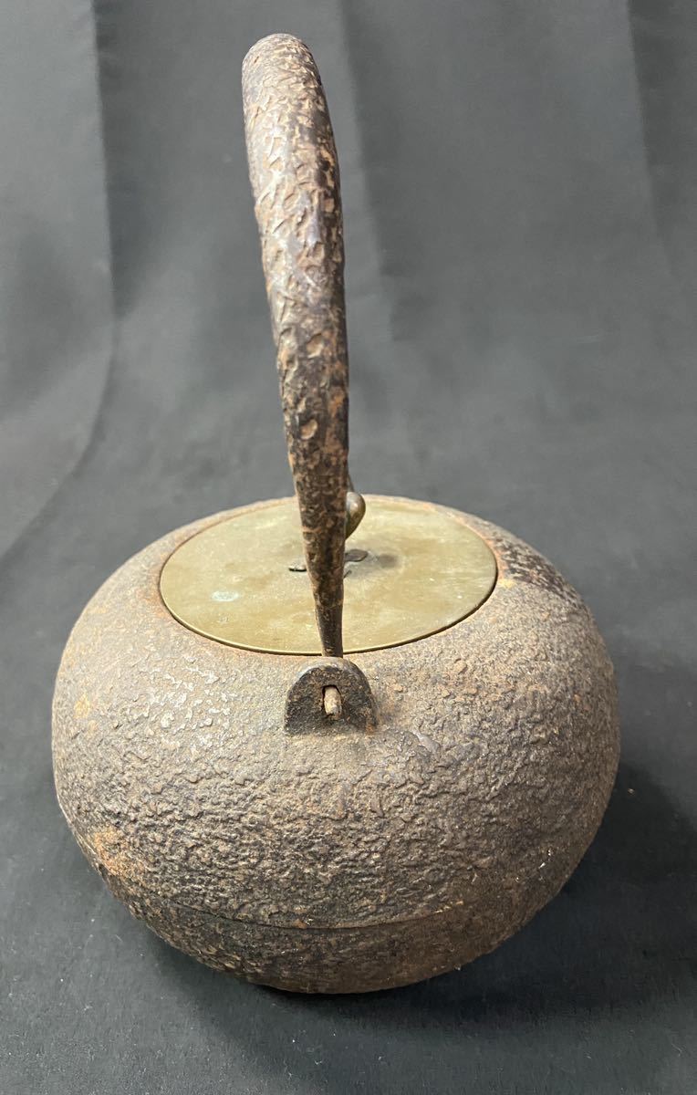 Ξ 【蔵出品】時代 鉄瓶 雲龍堂造 在銘 煎茶道具 骨董 / 243172 / 830-6