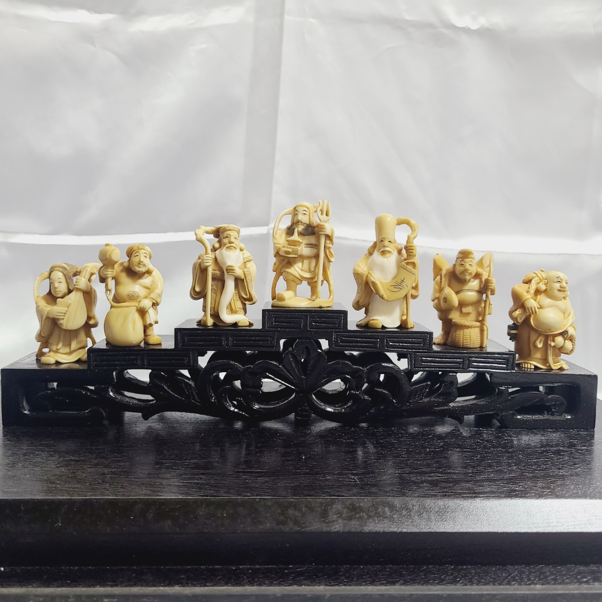 七福神 白之作 向之堂 置物 根付 ガラスケース付き 天然素材 骨董品