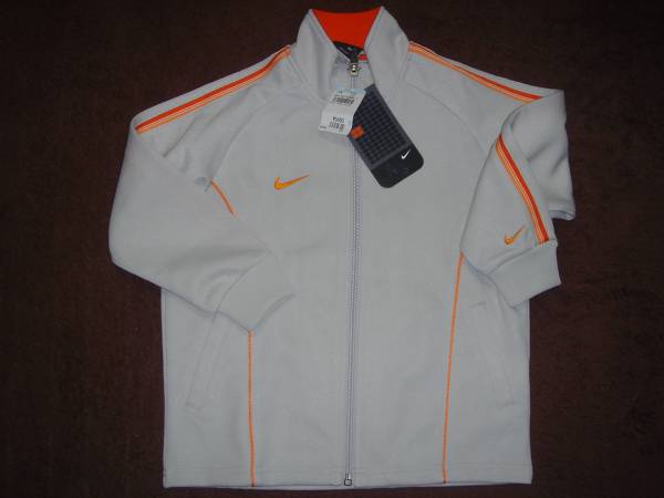 新品★NIKEナイキ★110ｃｍ★ロゴ刺繍ジャージ上着定5460_1
