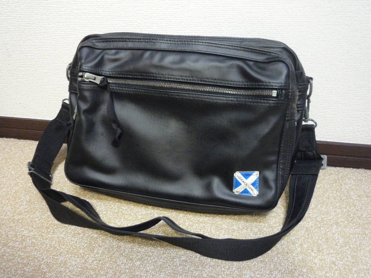 ★ベストサイズ&人気青バッテン★ 吉田カバン LUGGAGE LABEL NEW LINER ショルダーバッグ / ブラック色 NO.960-09521