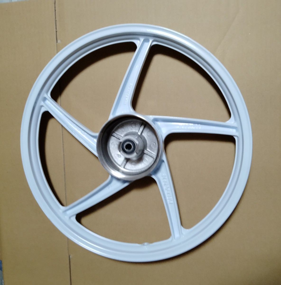 スーパーカブ110(ja07，ja10，ja44，ja56等) 前後キャストホイール