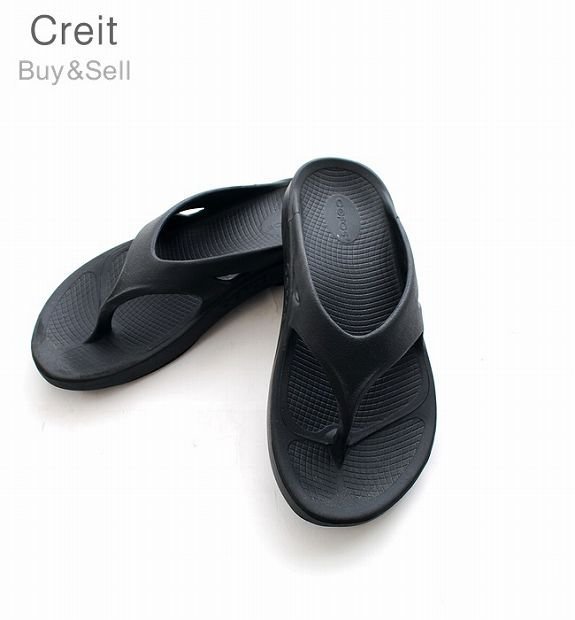 B28■ウーフォスリカバリーサンダル靴44