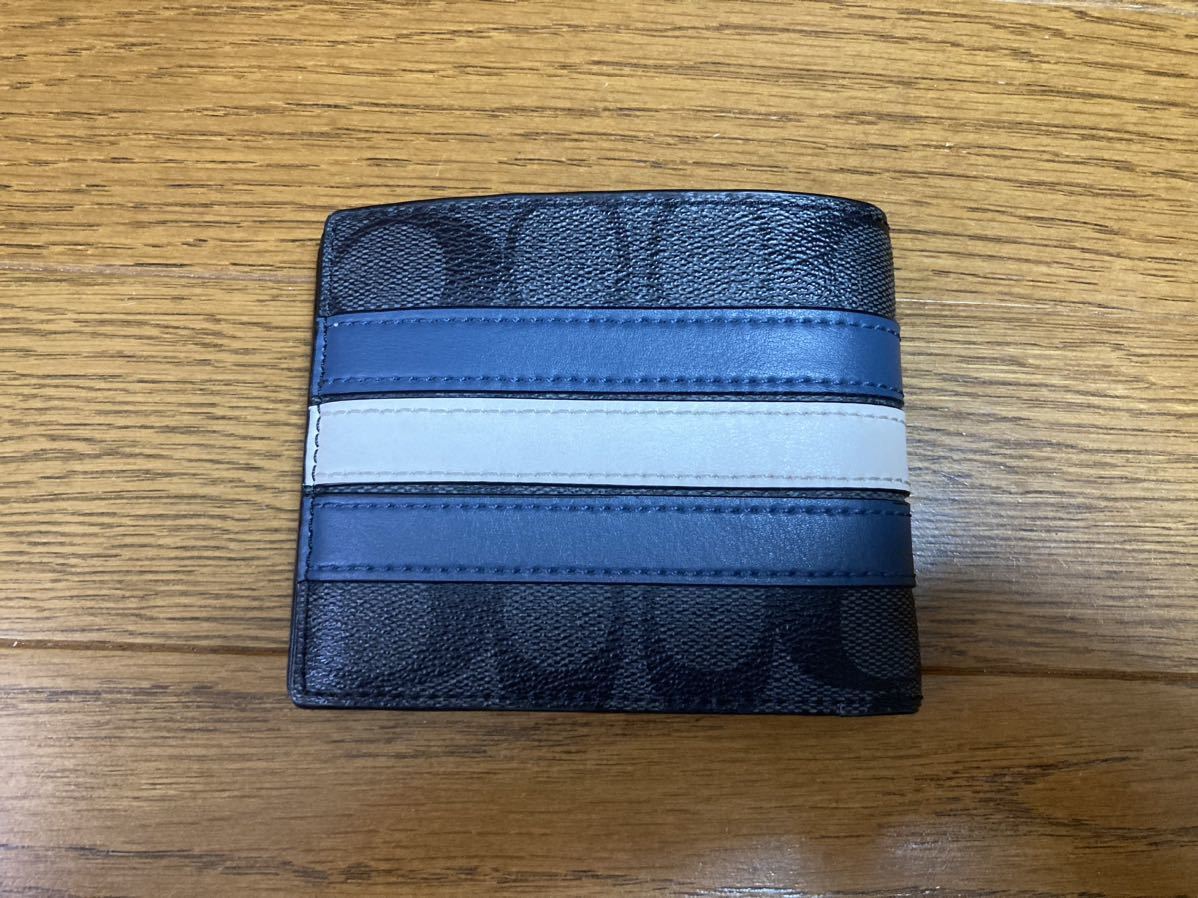COACH！コーチ・二つ折り財布