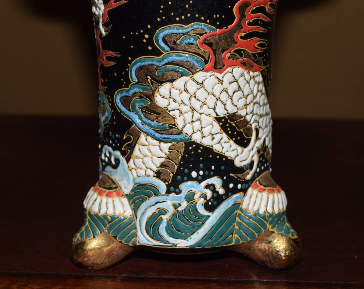 人気万年青鉢作家＜龍山作・金彩色絵龍図・繊細画・錦鉢・東洋蘭・古典 