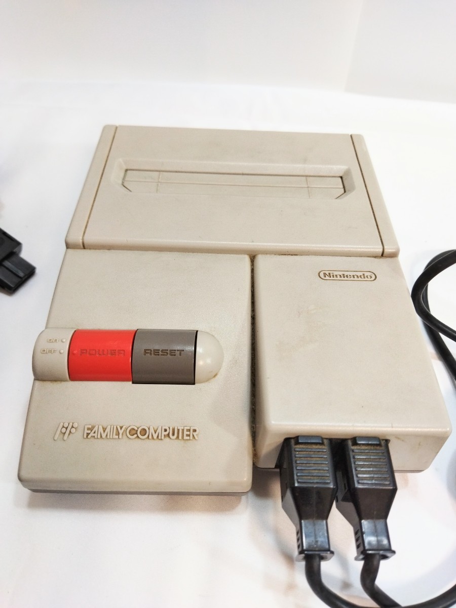 nintendo FAMILY COMPUTER】任天堂 ファミコン ファミリーコンピュータ