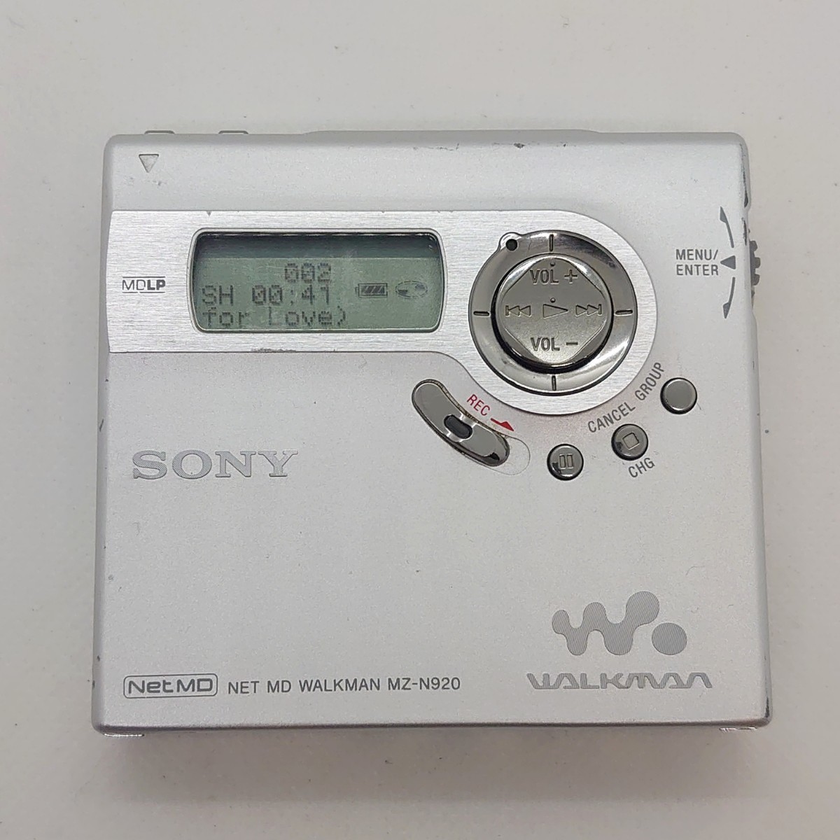 YA-014-2【外観概ね◯ 動作◯】 SONY MZ-N920 Portable MD Player