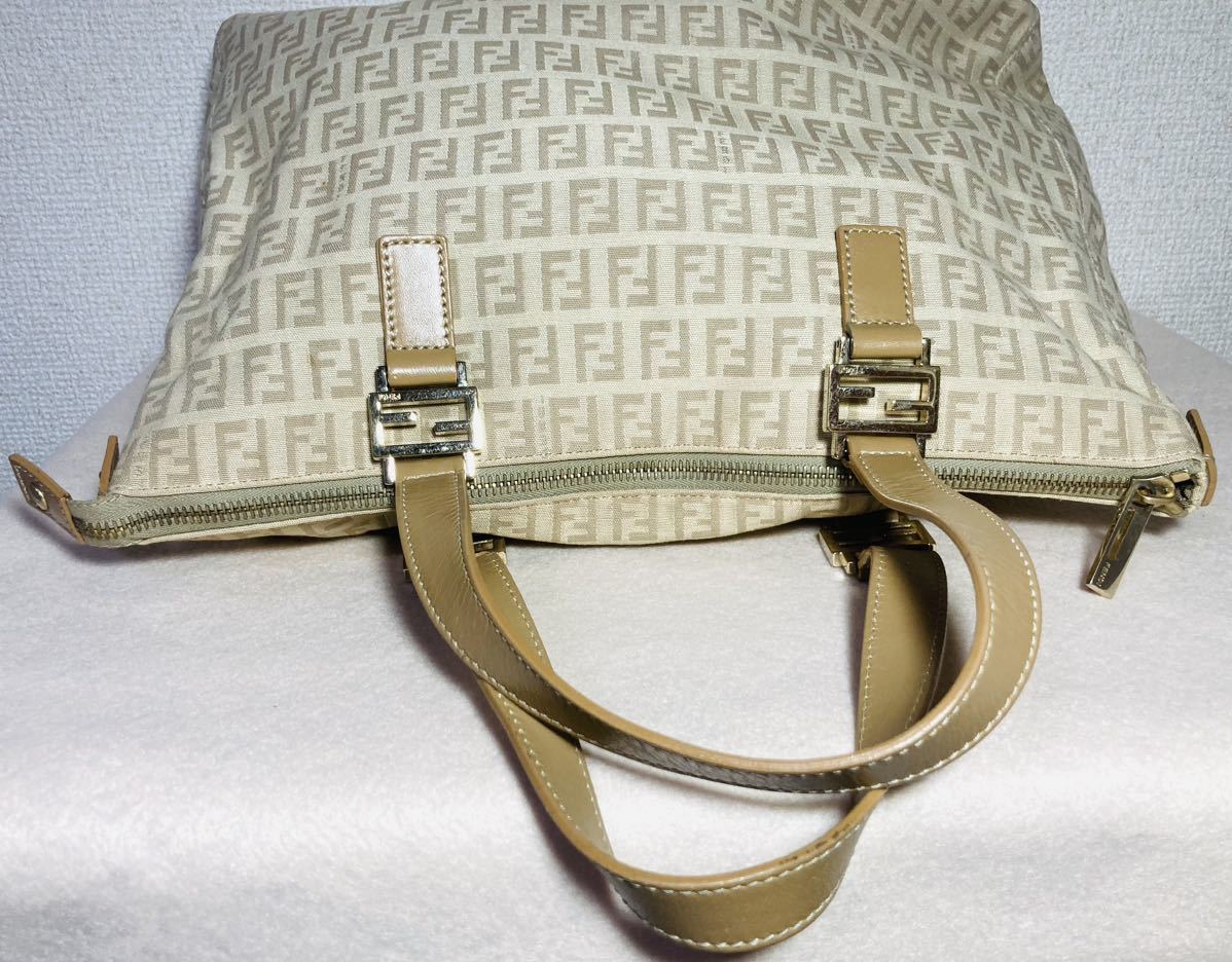 フェンディ ズッキーノ FENDI バッグ トート レザー KGNY3227 FENDI
