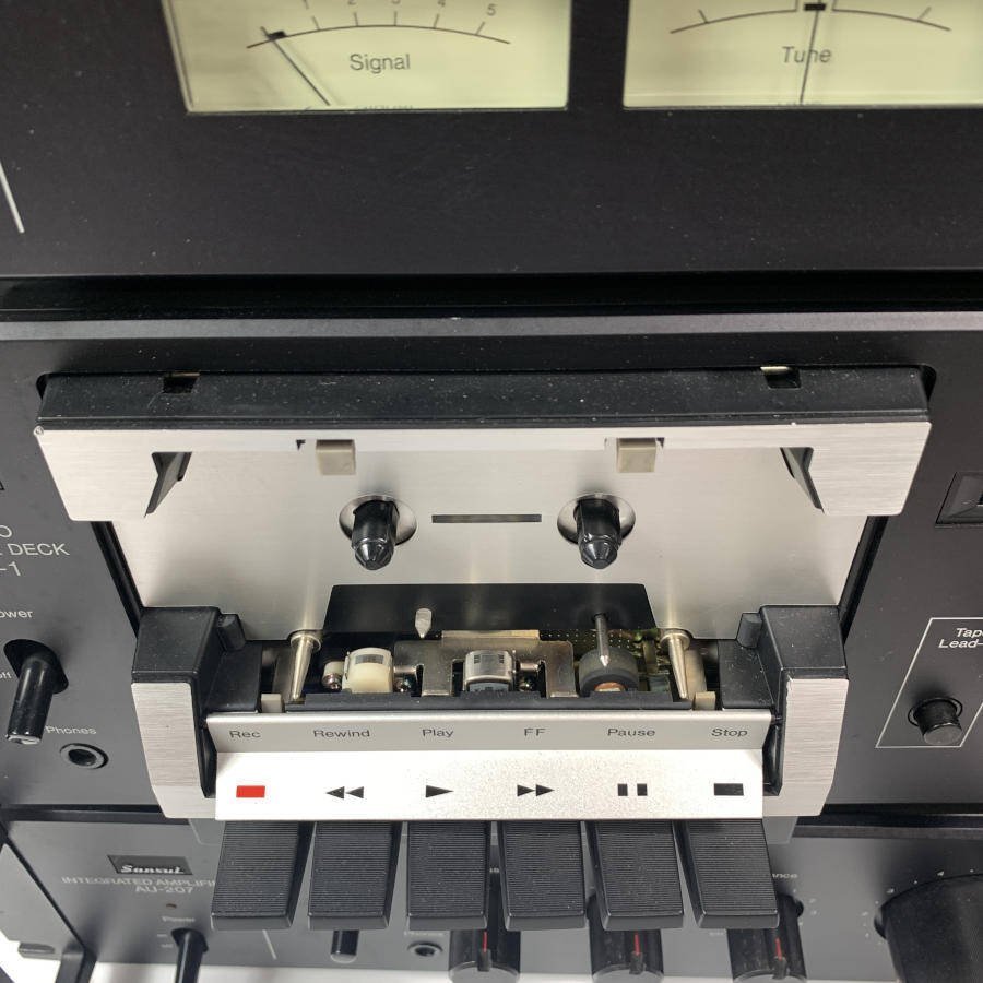 SANSUI ステレオチューナー プリメインアンプ AU-207 TU-207 オーディオ機器 SANSUI ステレオチューナー プリメインアンプ AU-207