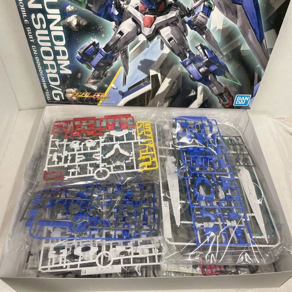 ダブルオーガンダム 1⁄100 MG 未組立品 0 セブン (未組立)1円～ MG