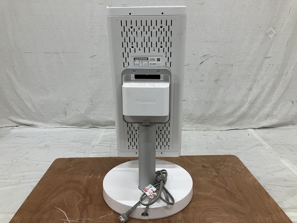 ダイキン CER11VS-W 遠赤外線暖房機 セラムヒート ダイキン (DAIKIN ダイキン CER11VS-W 遠赤外線暖房機 セラムヒート ダイキン (DAIKIN