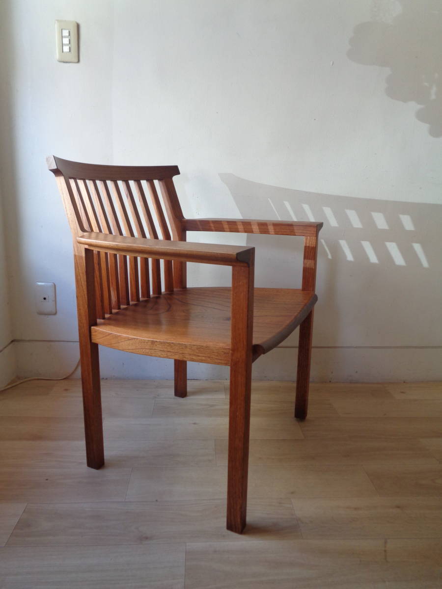 展示 家具蔵 KAGURA 無垢材 ARMCHAIR VOGUE Ⅱ 無垢材 アームチェア
