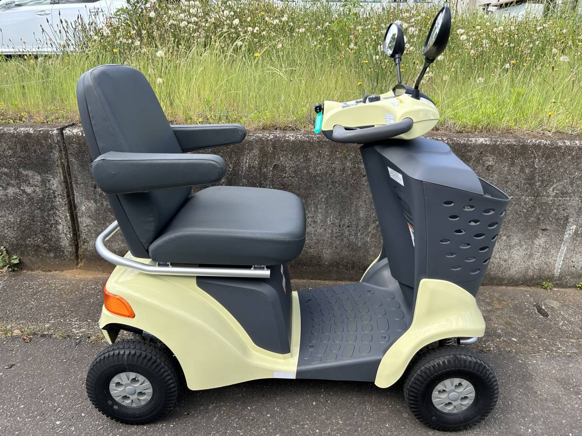 セニアカー☆スズキ☆イエロー☆ET4E☆中古車 （セニアカー ET4E-4 