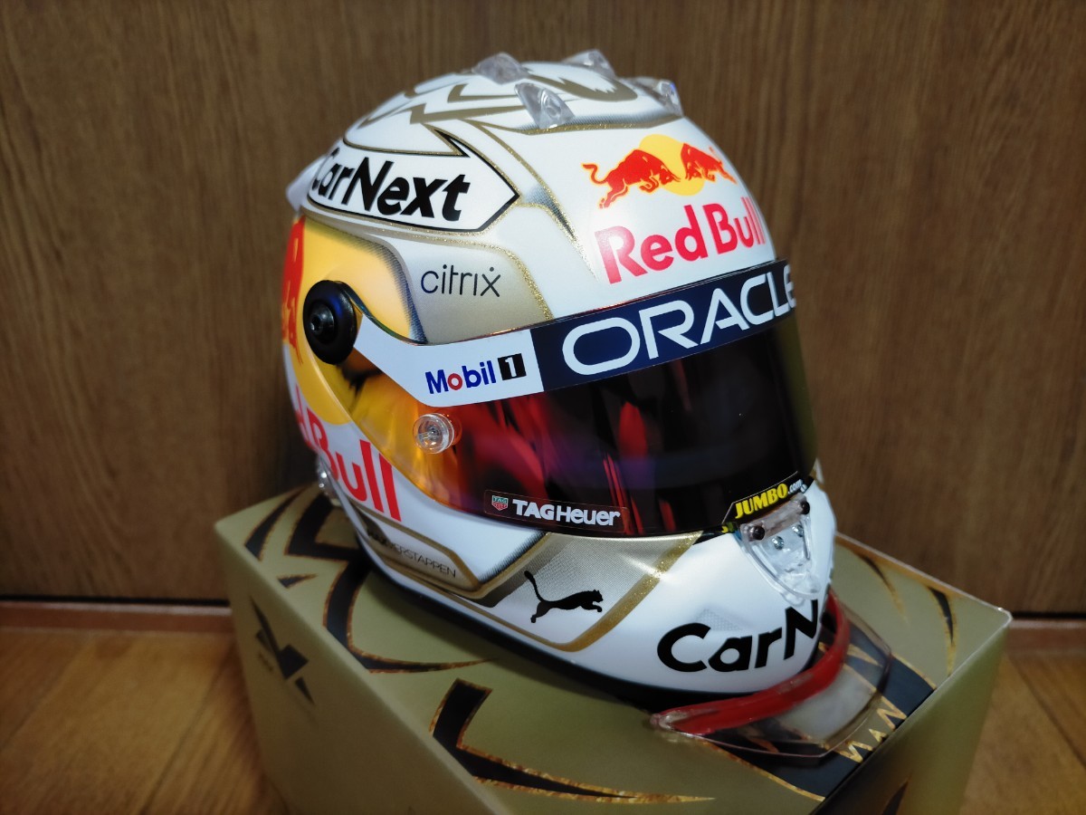マックス フェルスタッペン 2022シーズン ヘルメット 1/2スケール 