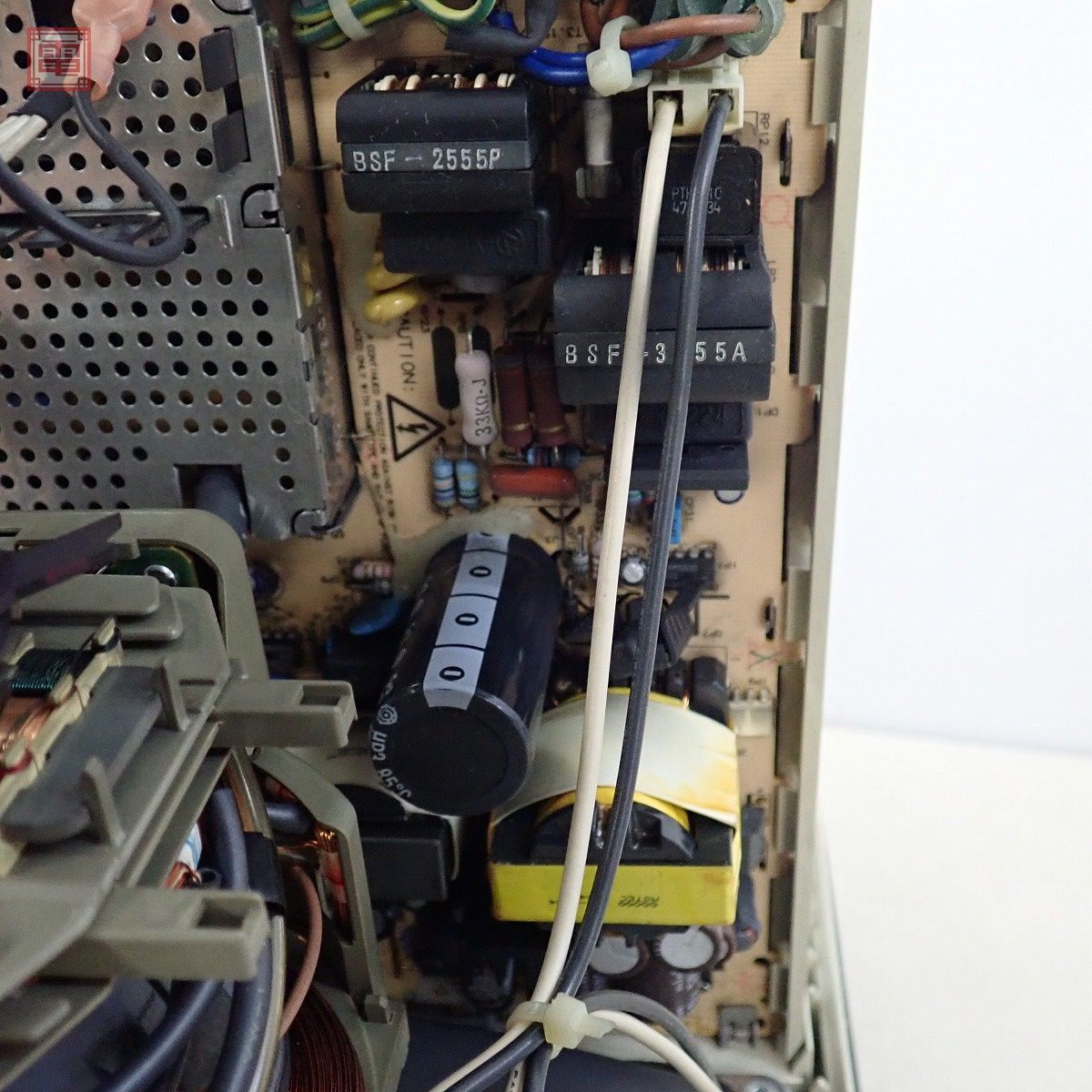 Apple Macintosh Performa 275 本体（M1600）マッキントッシュ 