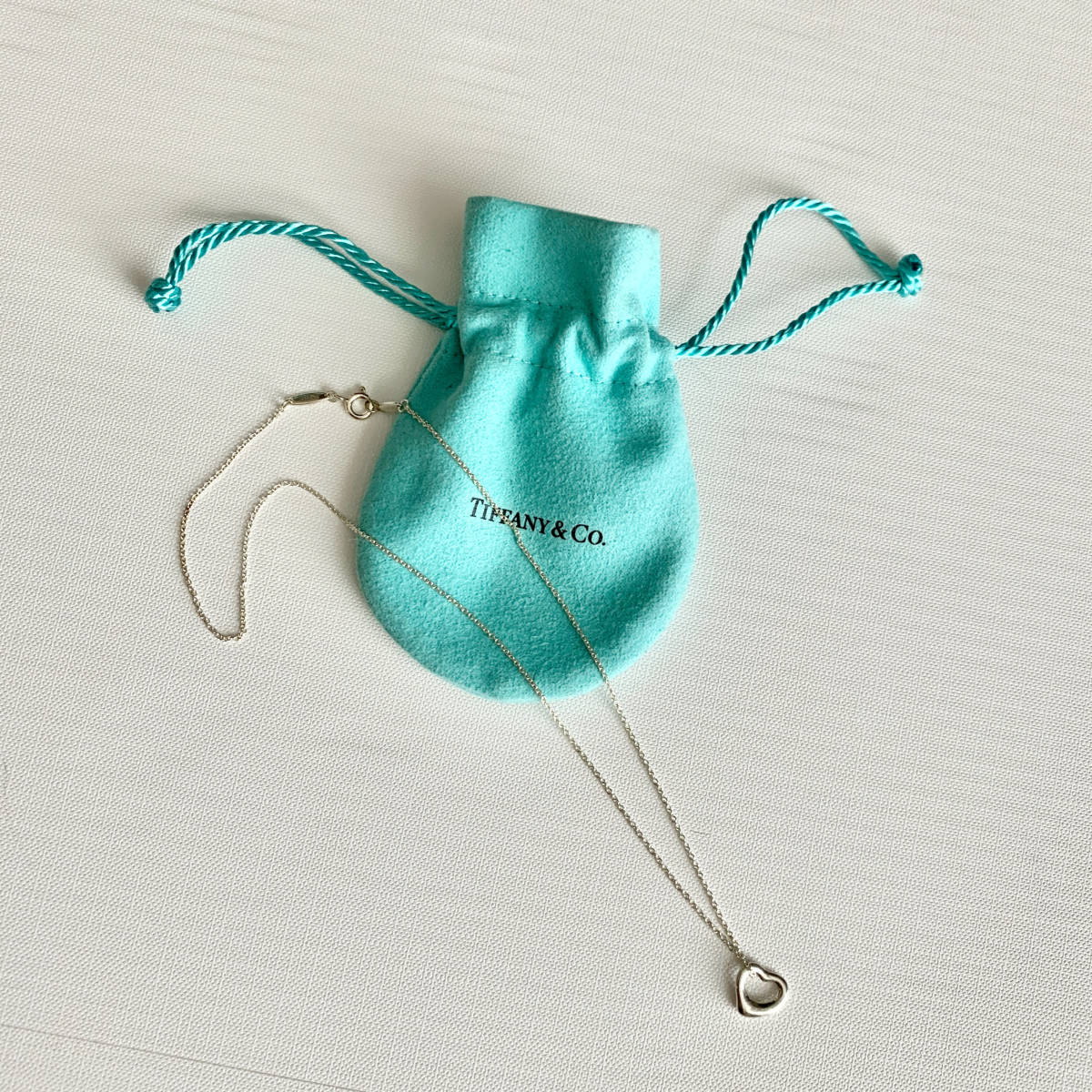 美品！大人気のXSサイズ！『ティファニー Tiffany&Co.』ミニオープンハート チェーン ネックレス ペンダント シルバー925 SV925 本物 正規