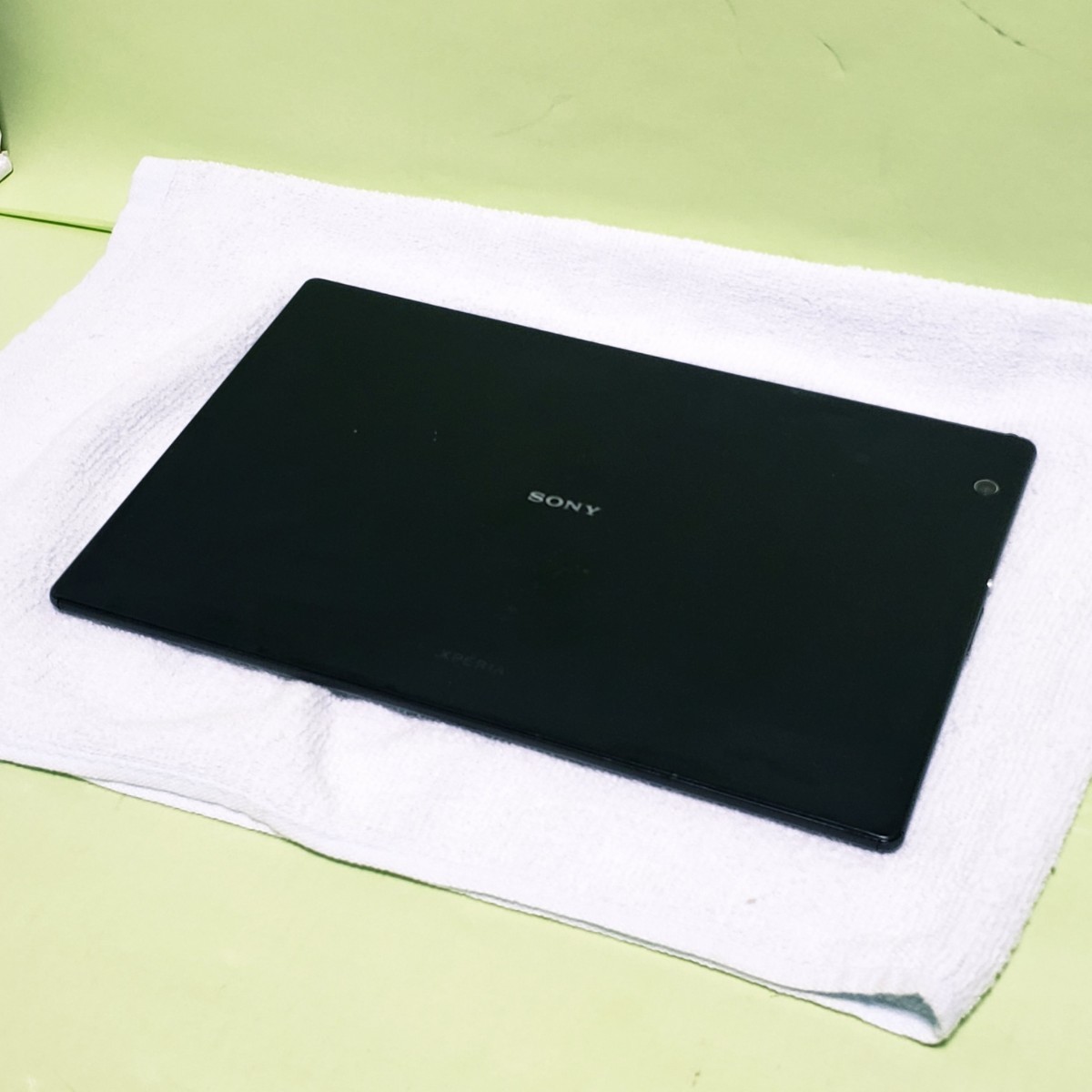 Xperia Z4 Tablet SGP712JP Wi-Fiモデル☆ 0 ☆送料無料☆ SONY Xperia Z4