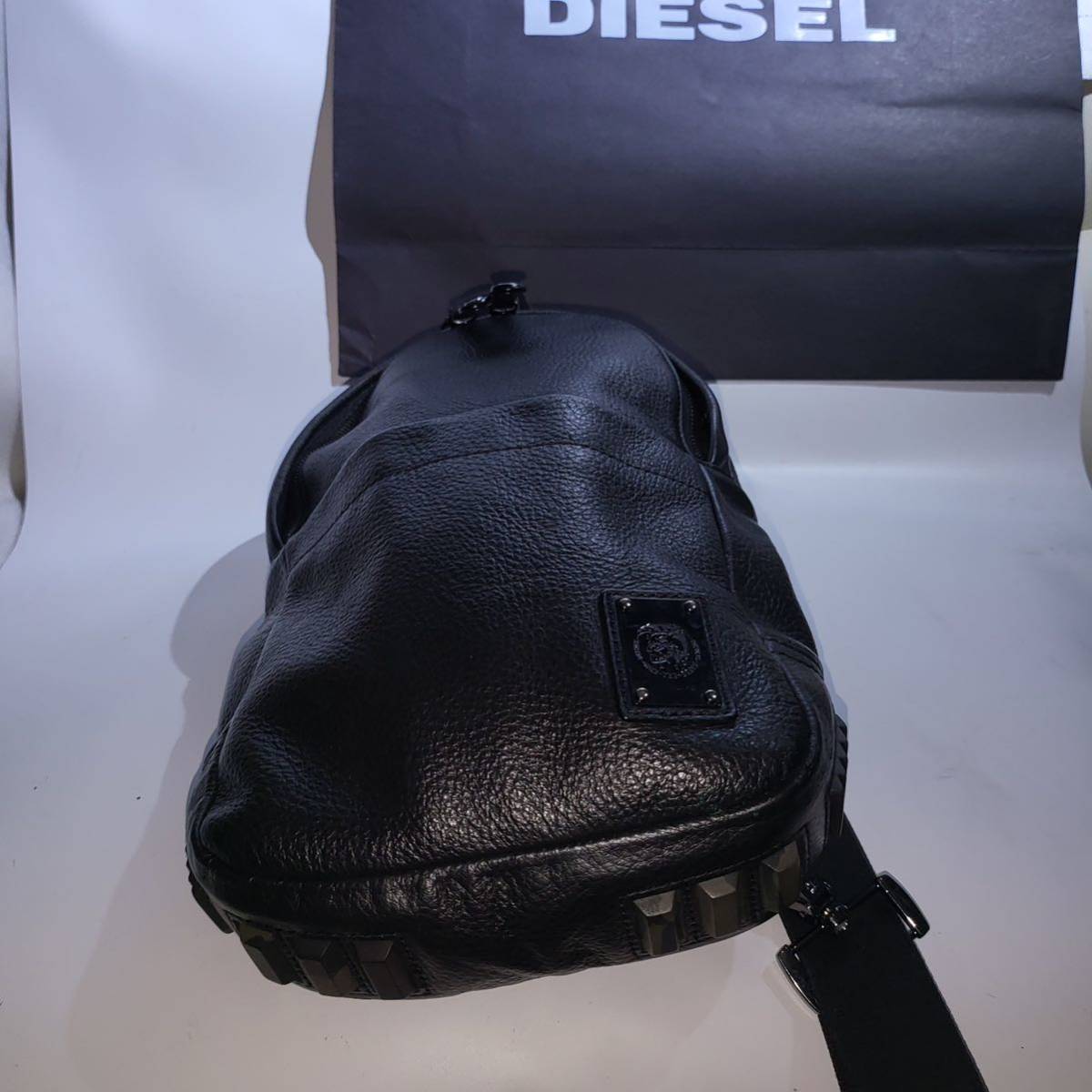 超美品】ディーゼル DIESEL/ワンショルダーバッグ ボディバッグ 本革 