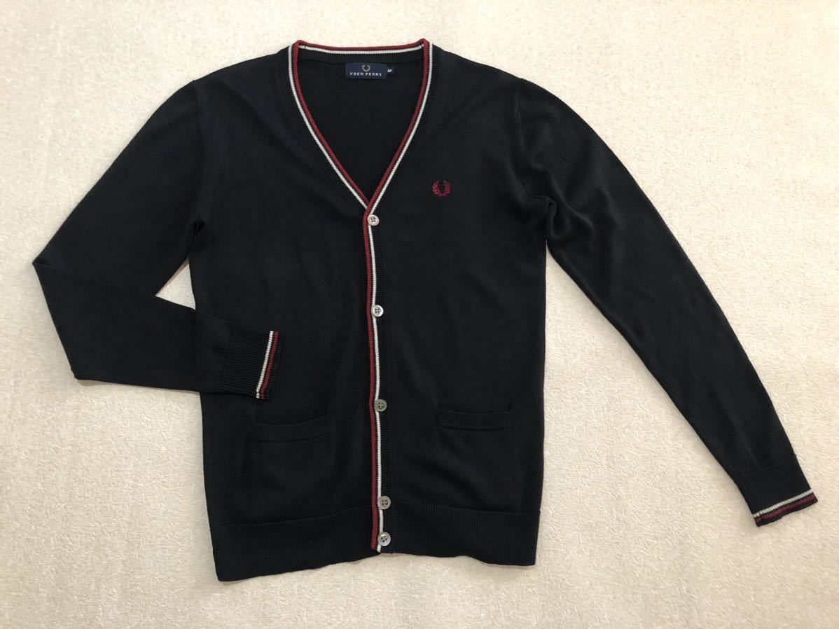 美品　Mサイズ　FRED PERRY フレッドペリー カーディガン　黒