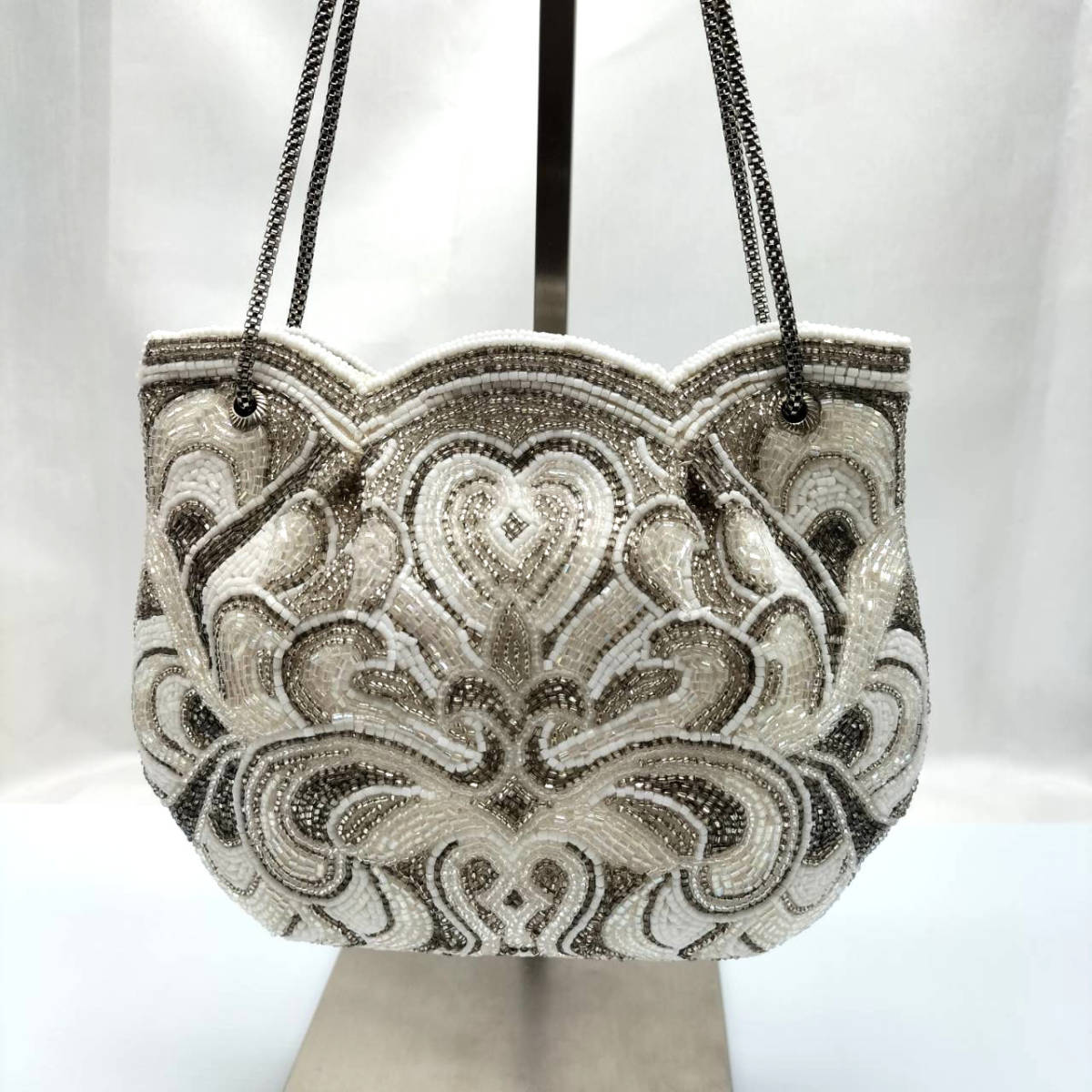 未使用 ビーズバッグ 和装 洋装 クラッチバッグ 送料無料  